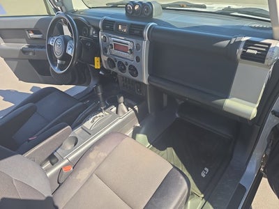 2014 Toyota FJ Cruiser 4WD 4dr Auto (Natl)