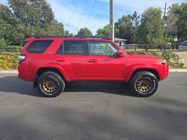 2022 Toyota 4Runner SR5