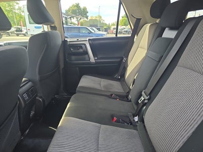 2022 Toyota 4Runner SR5