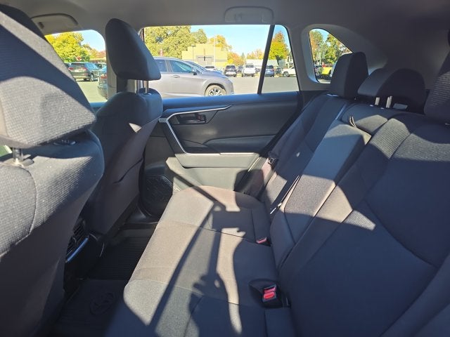 2023 Toyota RAV4 Hybrid LE