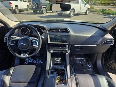 2020 Jaguar F-PACE 30t Prestige