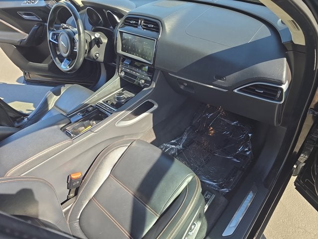 2020 Jaguar F-PACE 30t Prestige
